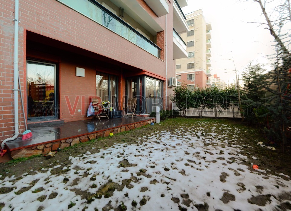 Emerald Residence