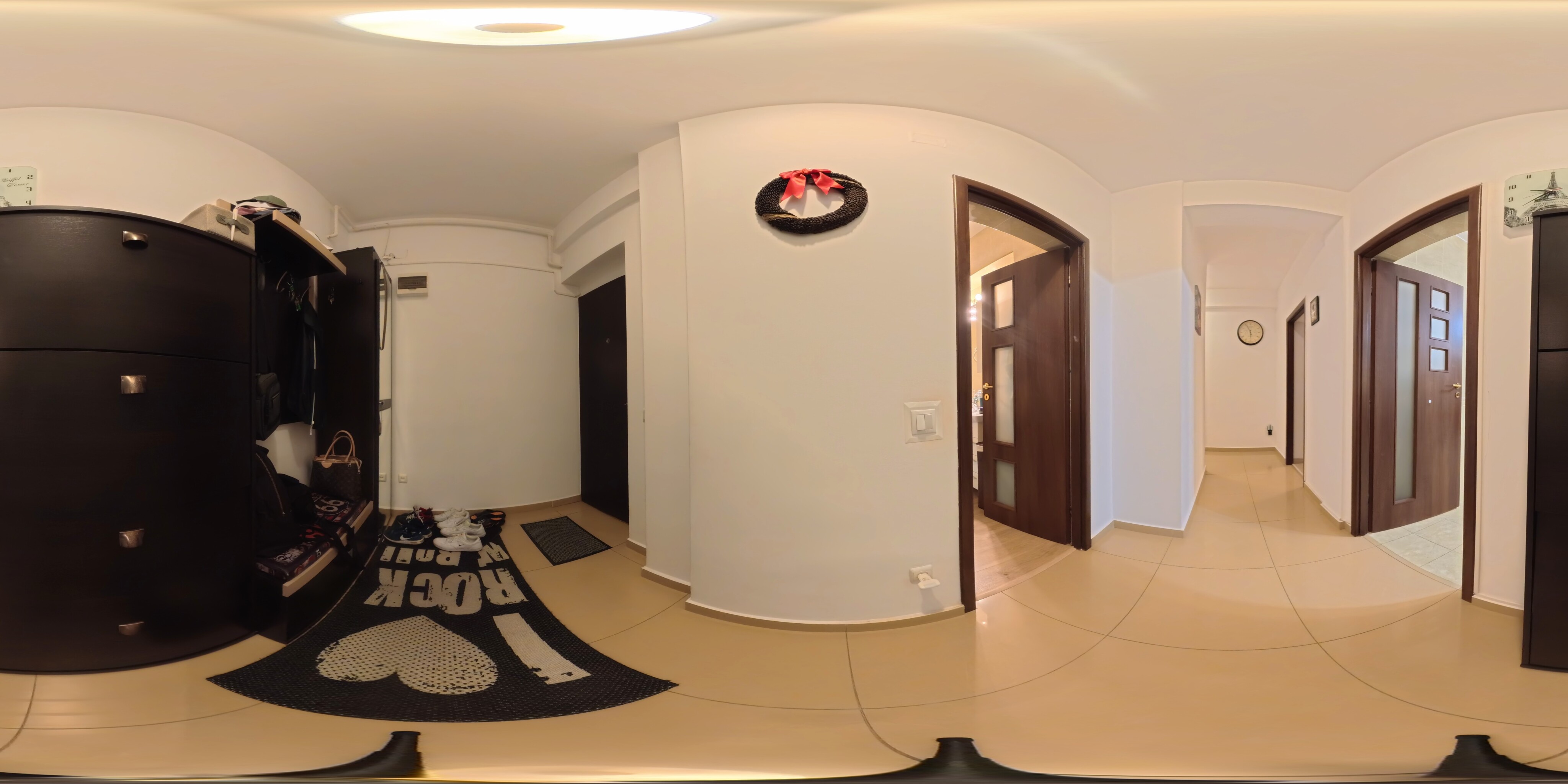 Apartament 3 camere | 122 mp | renovat | parter | Cartierul Latin |