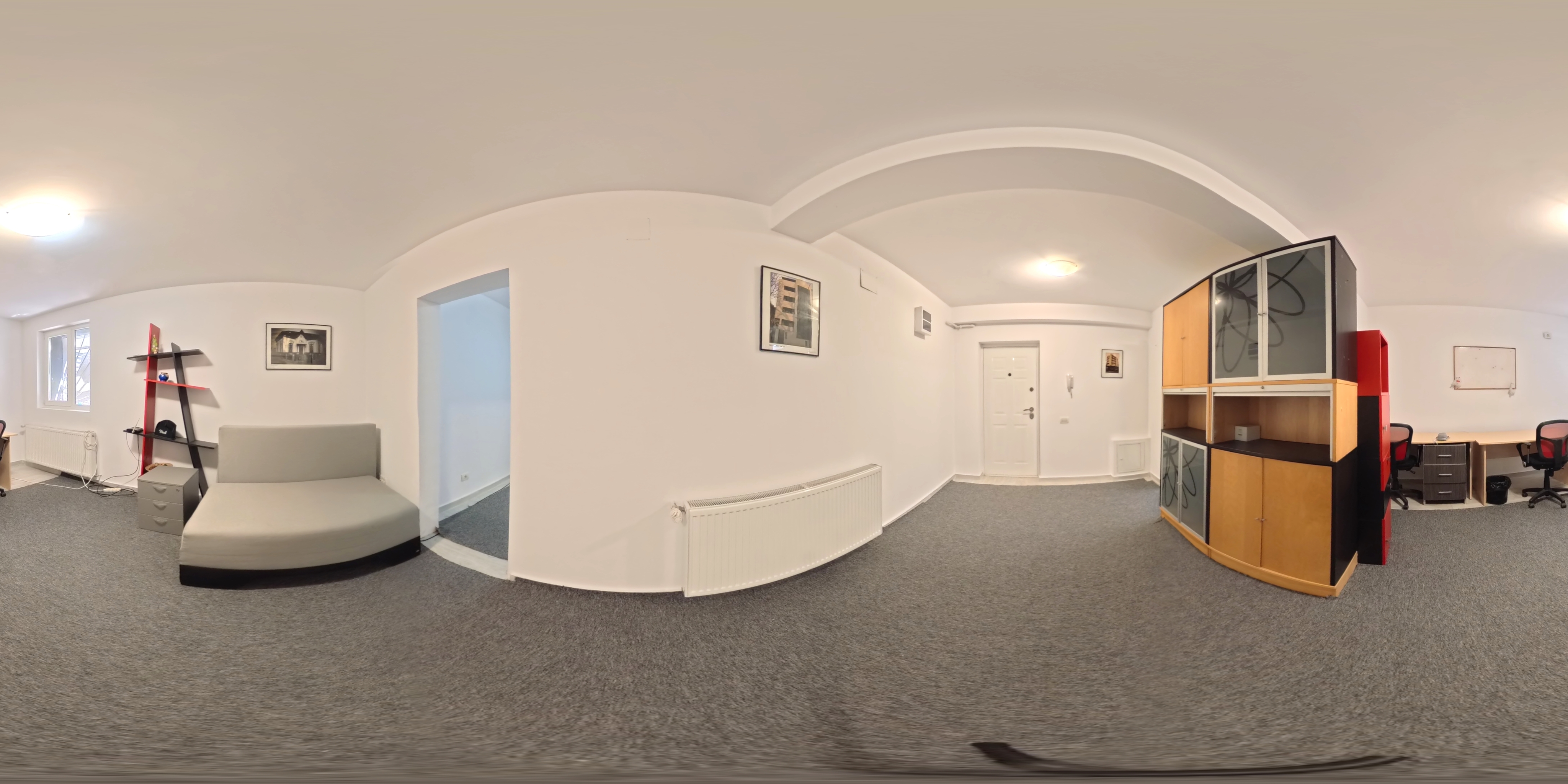 Libertatii - str Sabinelor - 2 camere 40 mp - demisol