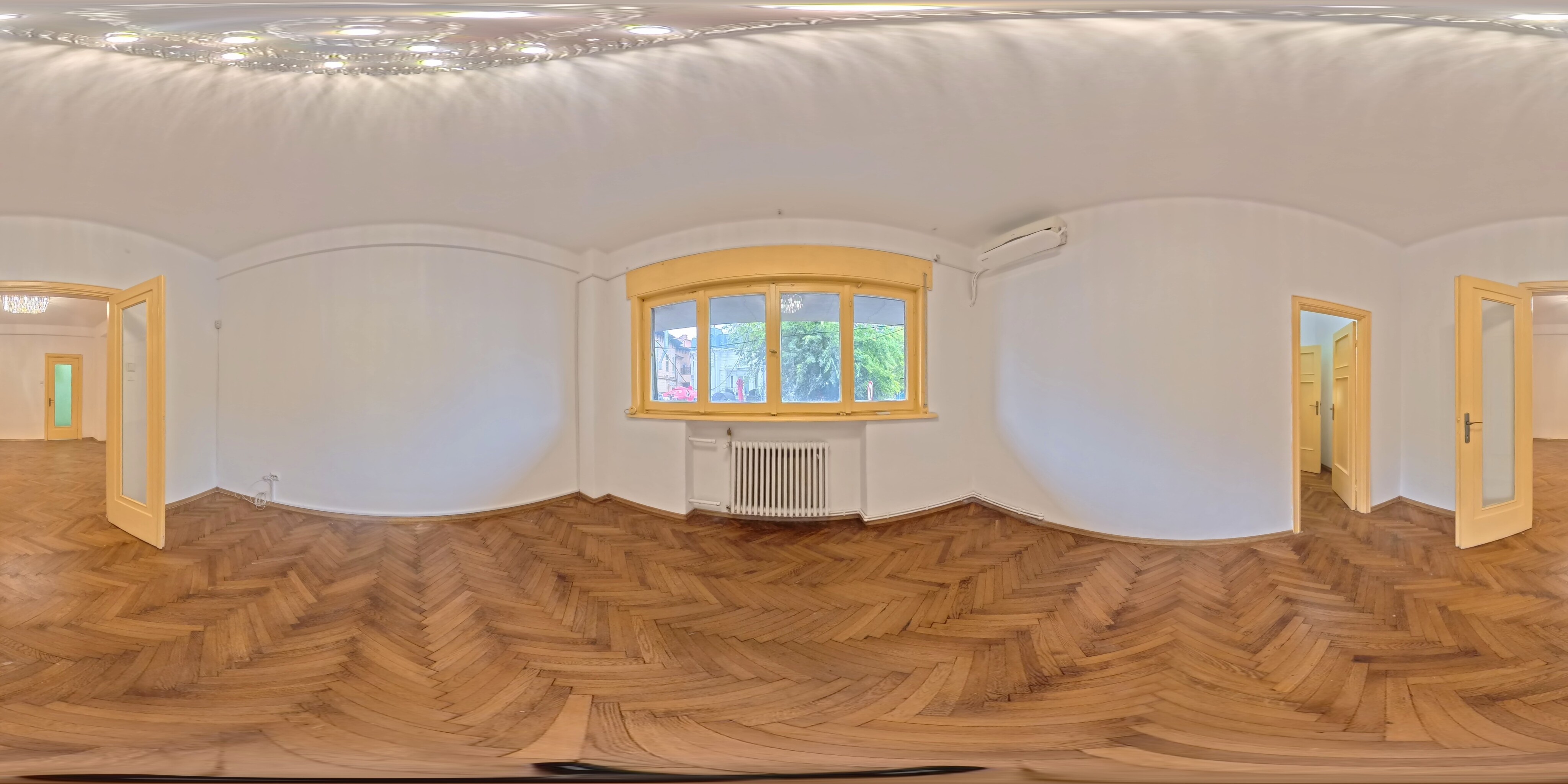 6 Camere - 3 bai - Piata Romana - Balcon - 3 min metrou