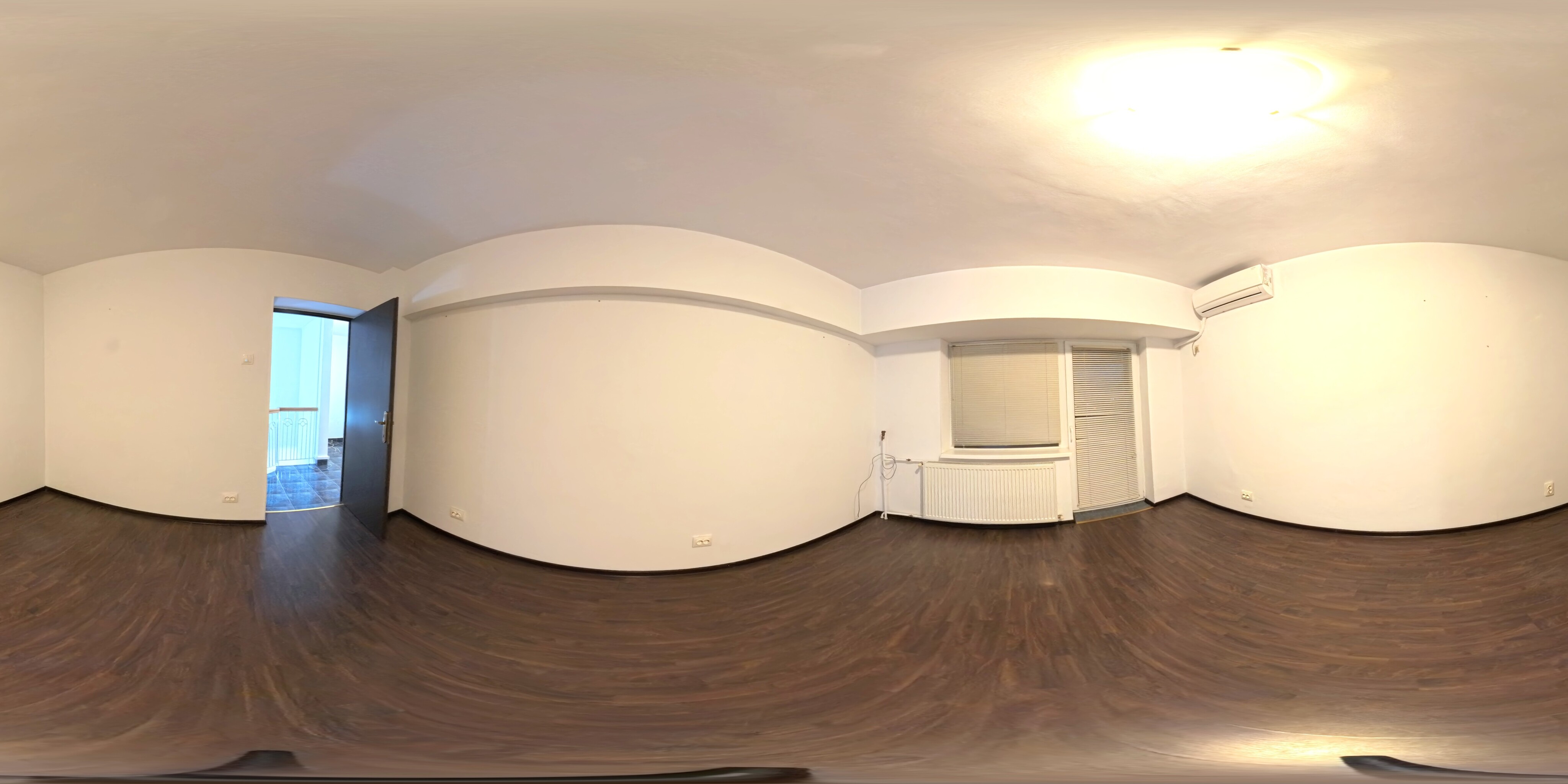 Unirii - Duplex destinat Birouri/Firme, 4 Camere, Instalatie electrica profesionala de lucru