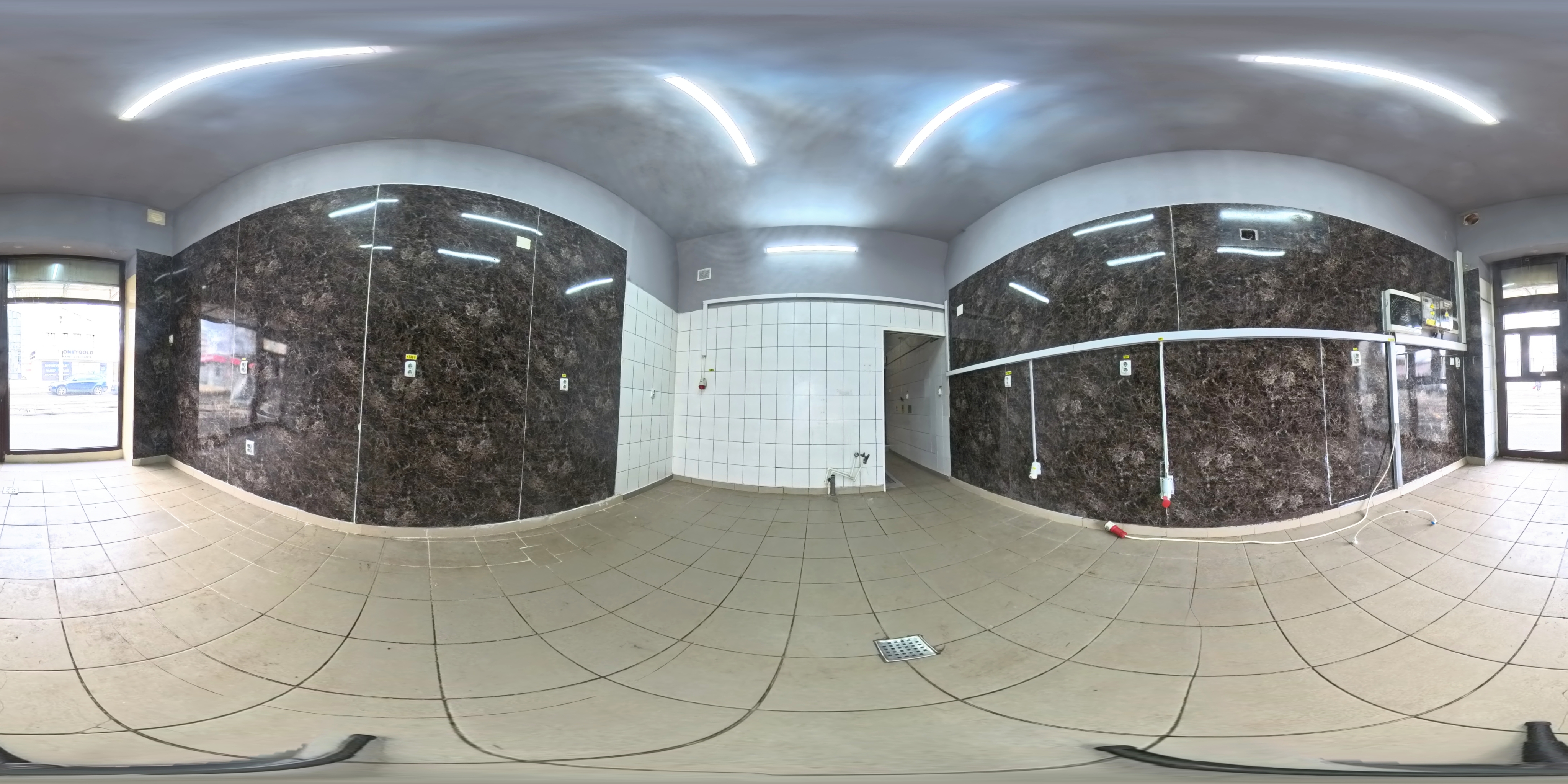 Spatiu comercia 60mp de inchiriat, stradal, Bucuresti, Calea Calarasi - Hala Traian