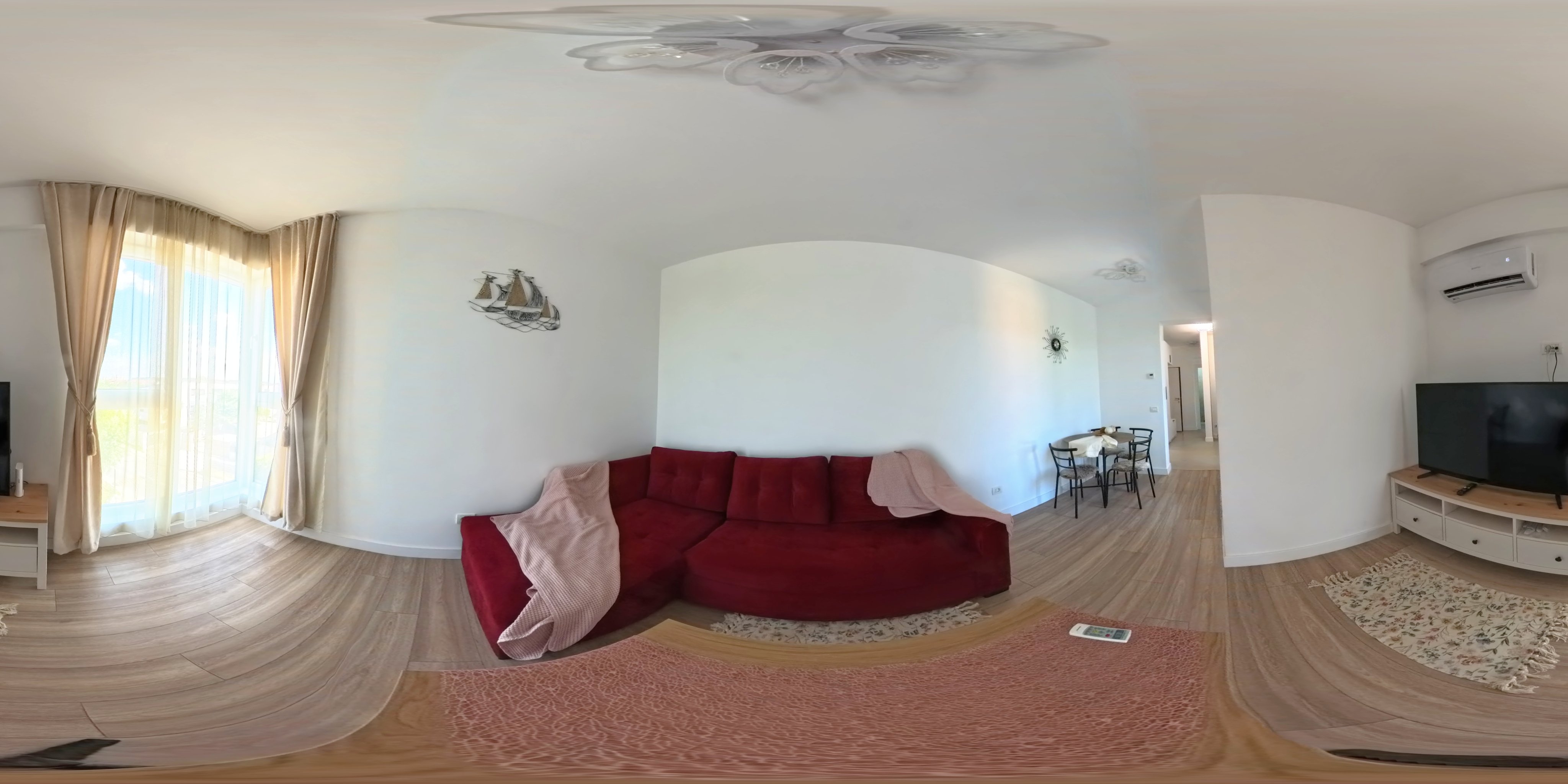 2 Rooms Lemon Plaza – Dr. Leahu Area – Parking Included