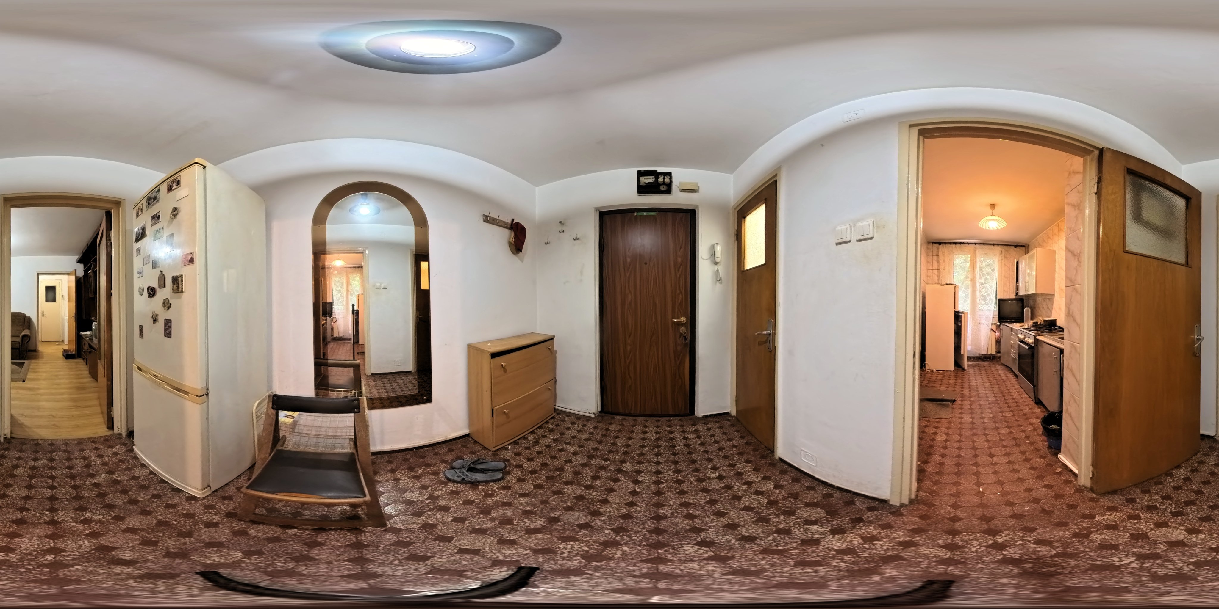 3 Camere - Etaj Intermediar - Râul Doamnei